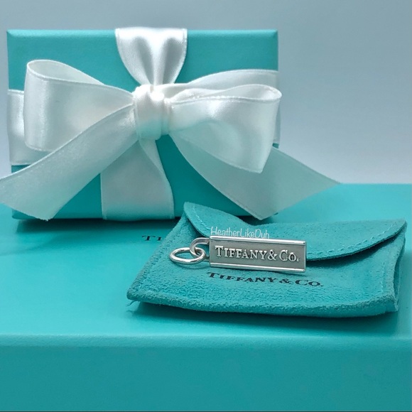 Authentic TIFFANY & Co. Sterling Silver Street Sign NYC Bar Pendant Charm Tag - Picture 7 of 8